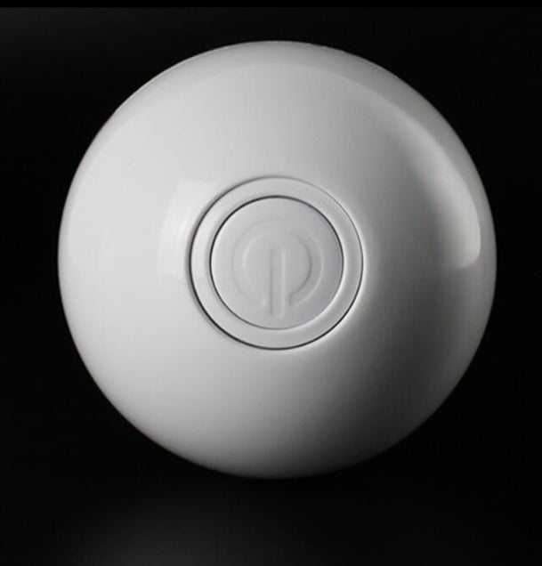 Whisker Whirl™ – LED Smart Rolling Cat Toy