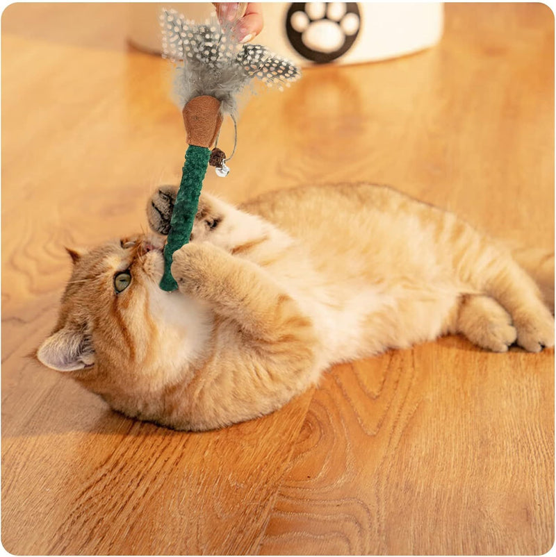 Catnip & Silvervine Chew Sticks with Feather